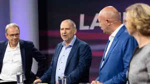 Georg Maier, Bernhard Stengele, Thomas Kemmerich und Katja Wolf (von Links) bei der Fernseh-Sendung Fakt ist! Extra zur Landtagswahl