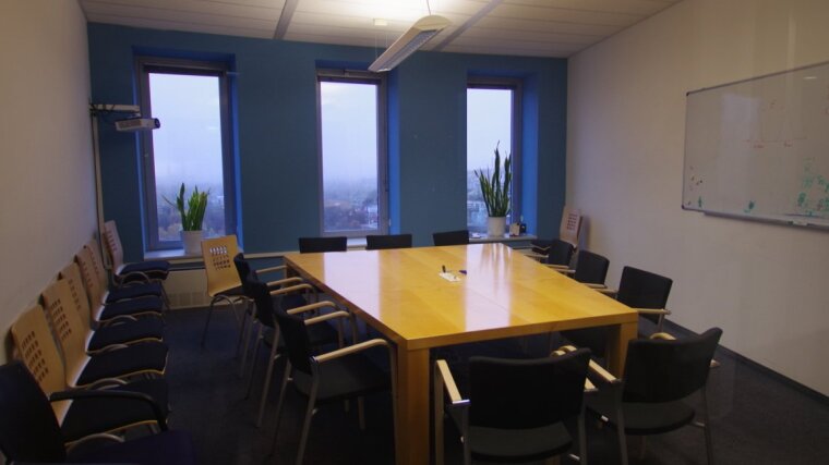 JenTower Seminar Room