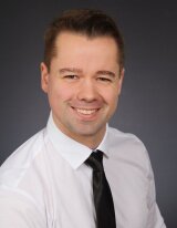 Dr. Konstantin Warneke