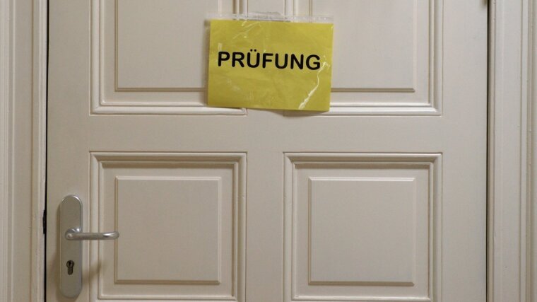 Prüfung