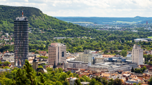 Blick auf die Innenstadt mit Campus
