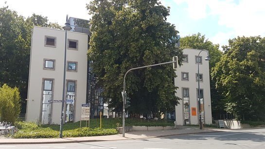 Das Ethikzentrum am Carl-Zeiss-Platz 16